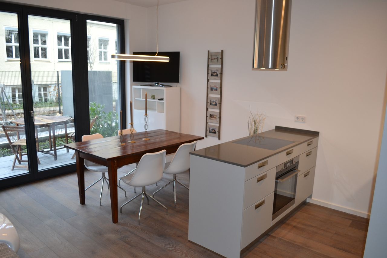 Fully equipped modern new apartment in Prenzlauer Berg/Mitte