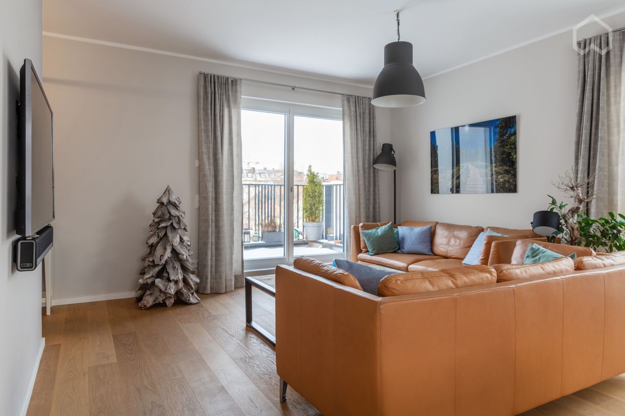 Quiet loft-like apartment with two terrace, 80m from the Isar River