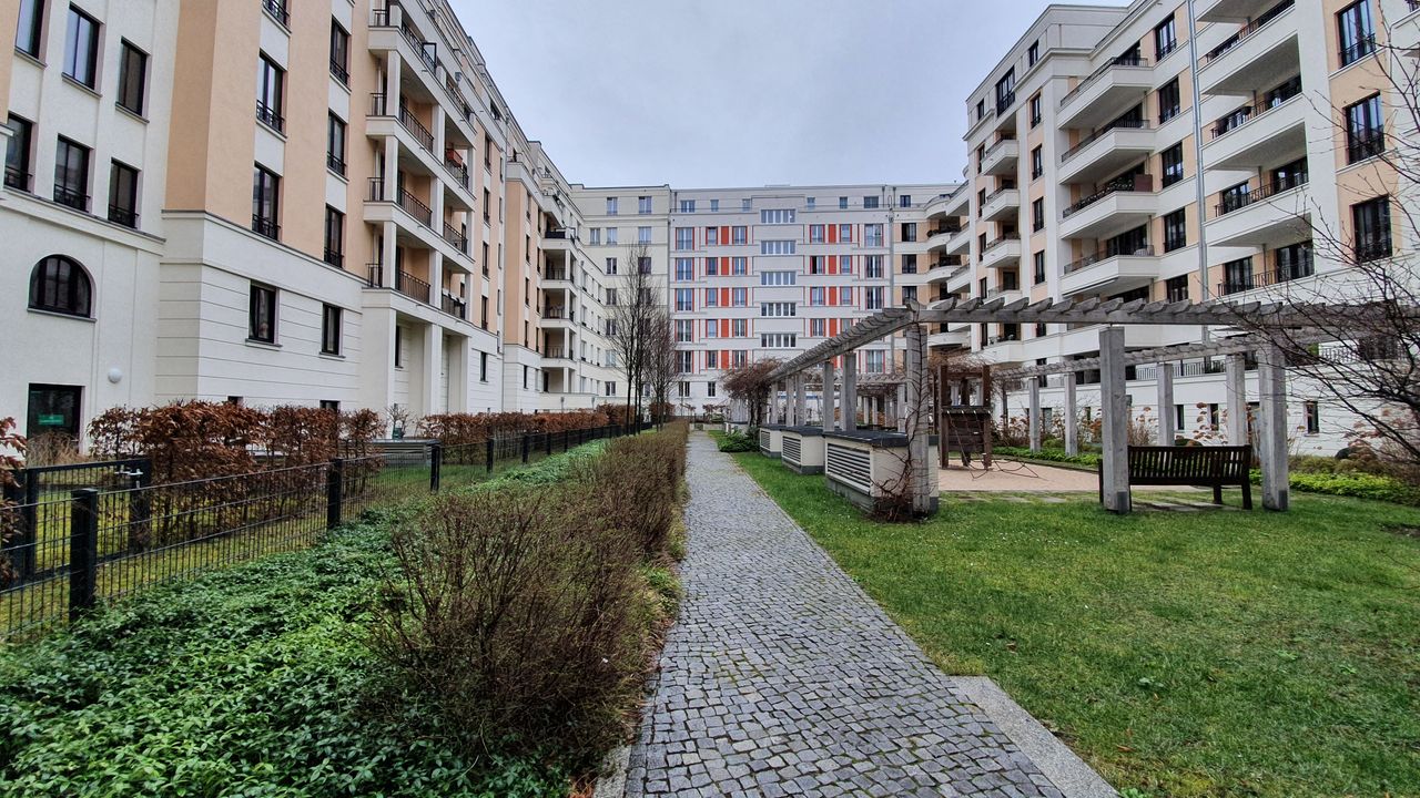 Beautiful, fantastic apartment with garden between Potsdamer and Alexanderplatz