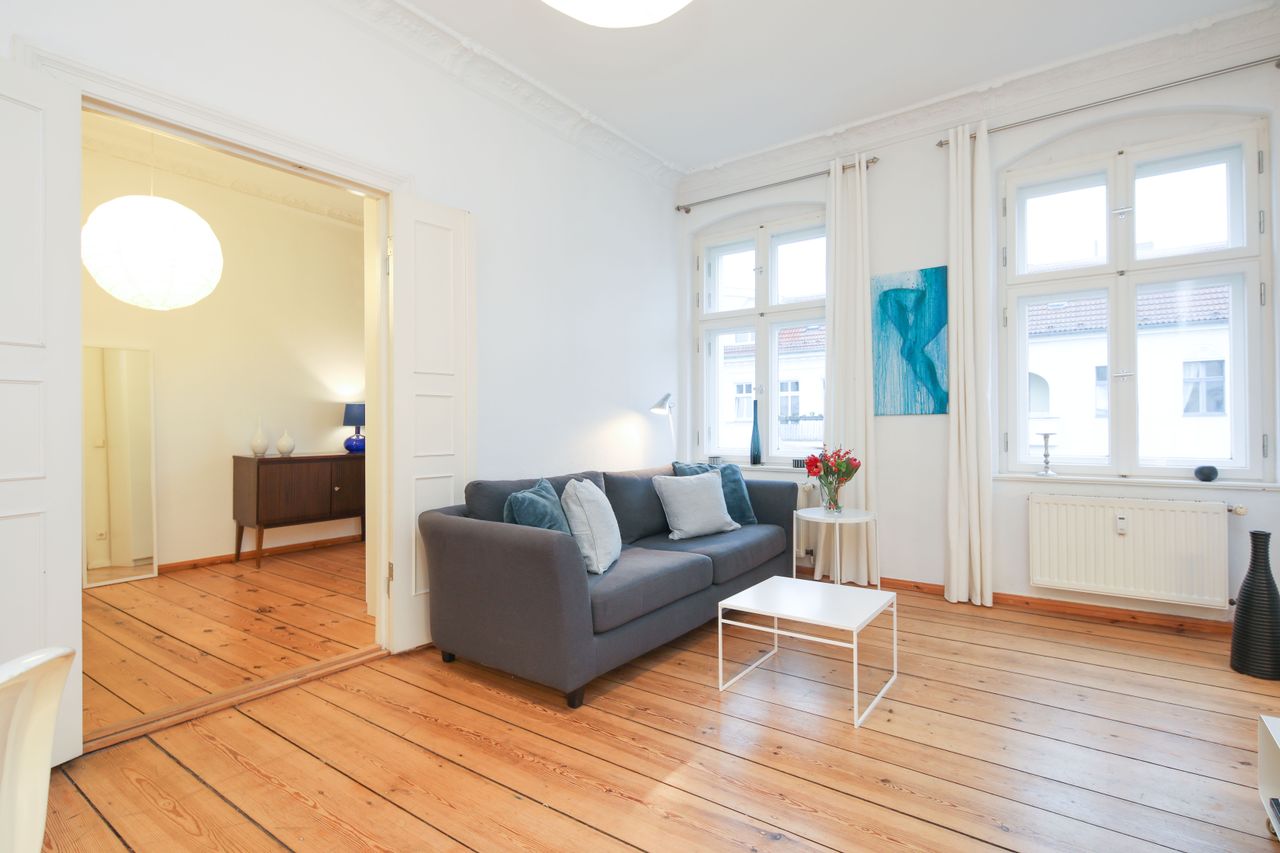 Design meets Klassik, perfect 2 room apartment near Helmholtzplatz on Prenzlauer Berg