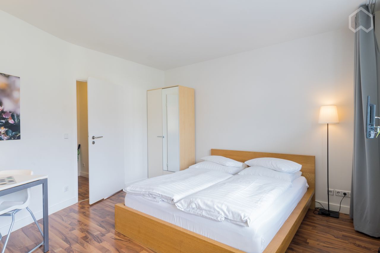 Lovely & new suite in Schöneberg (Berlin)