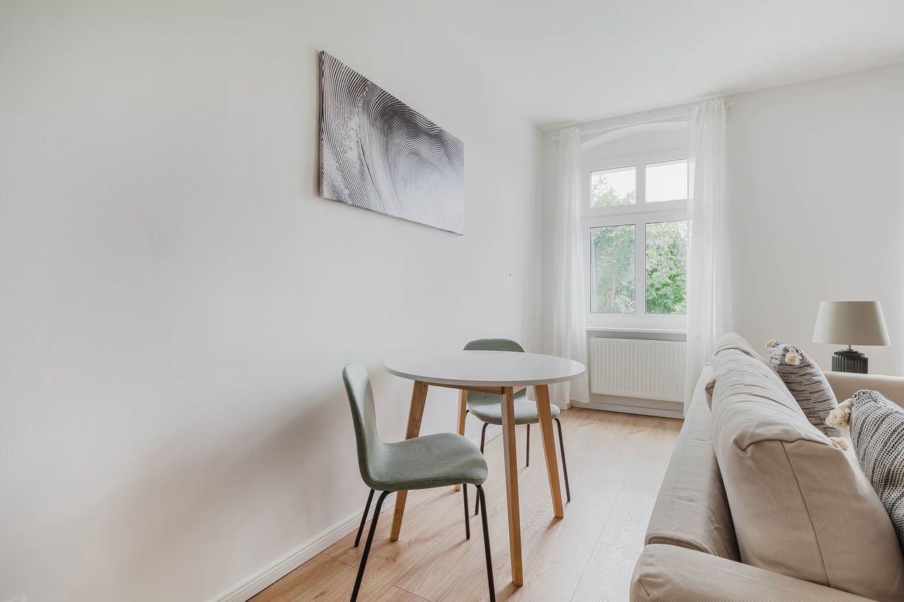 Hip Kreuzberg 1BR, Fully Furnished + Kitchen