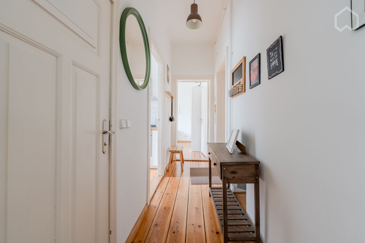Managed by Wunderflats: Sunny Altbau Oasis with Balcony & Home Office – In the Heart of Prenzlauer Berg