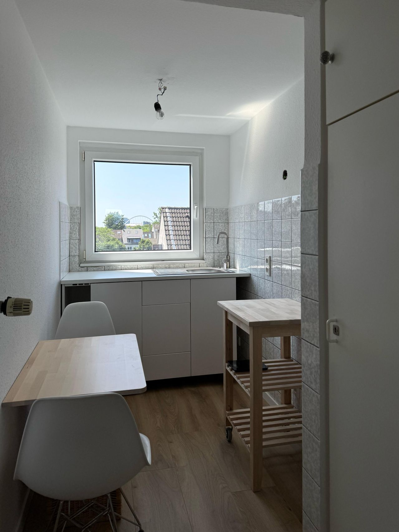 Charming top floor apartment with far-reaching views over Cologne's rooftops