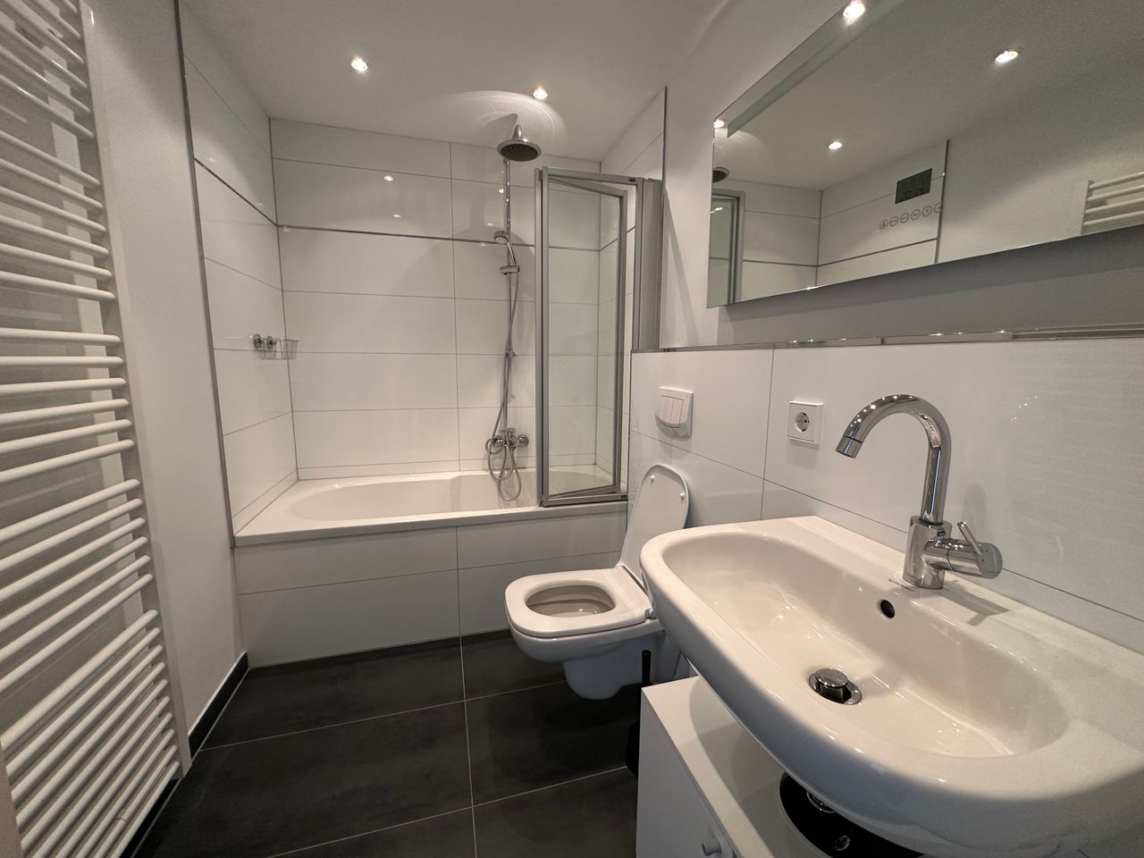 Fashionable, beautiful home located in Hannover