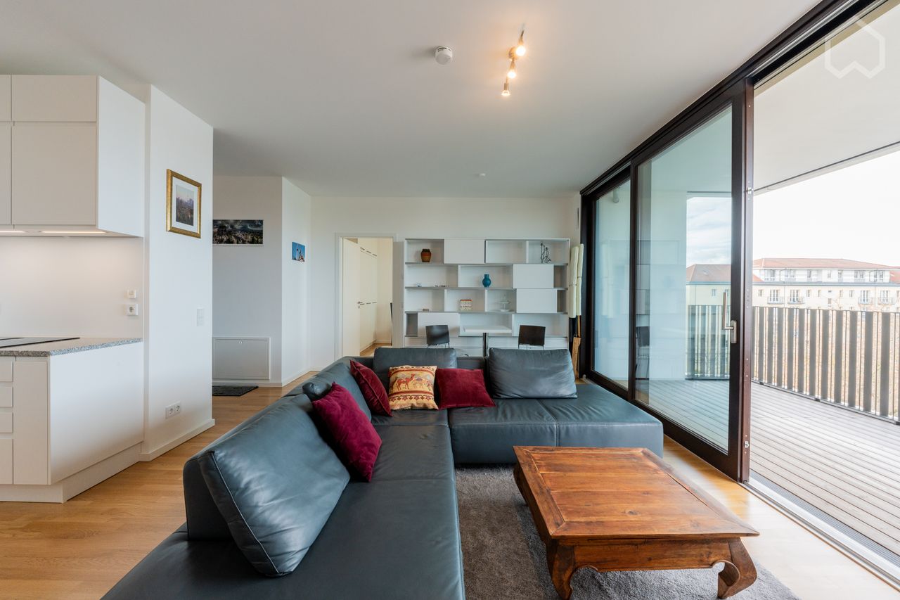 Great new apartment in Prenzlauer Berg with big terrace near Volkspark Friedrichshain