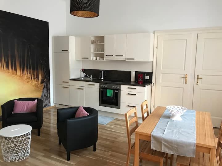 Apartment with small bedroom near Brunnenmarkt