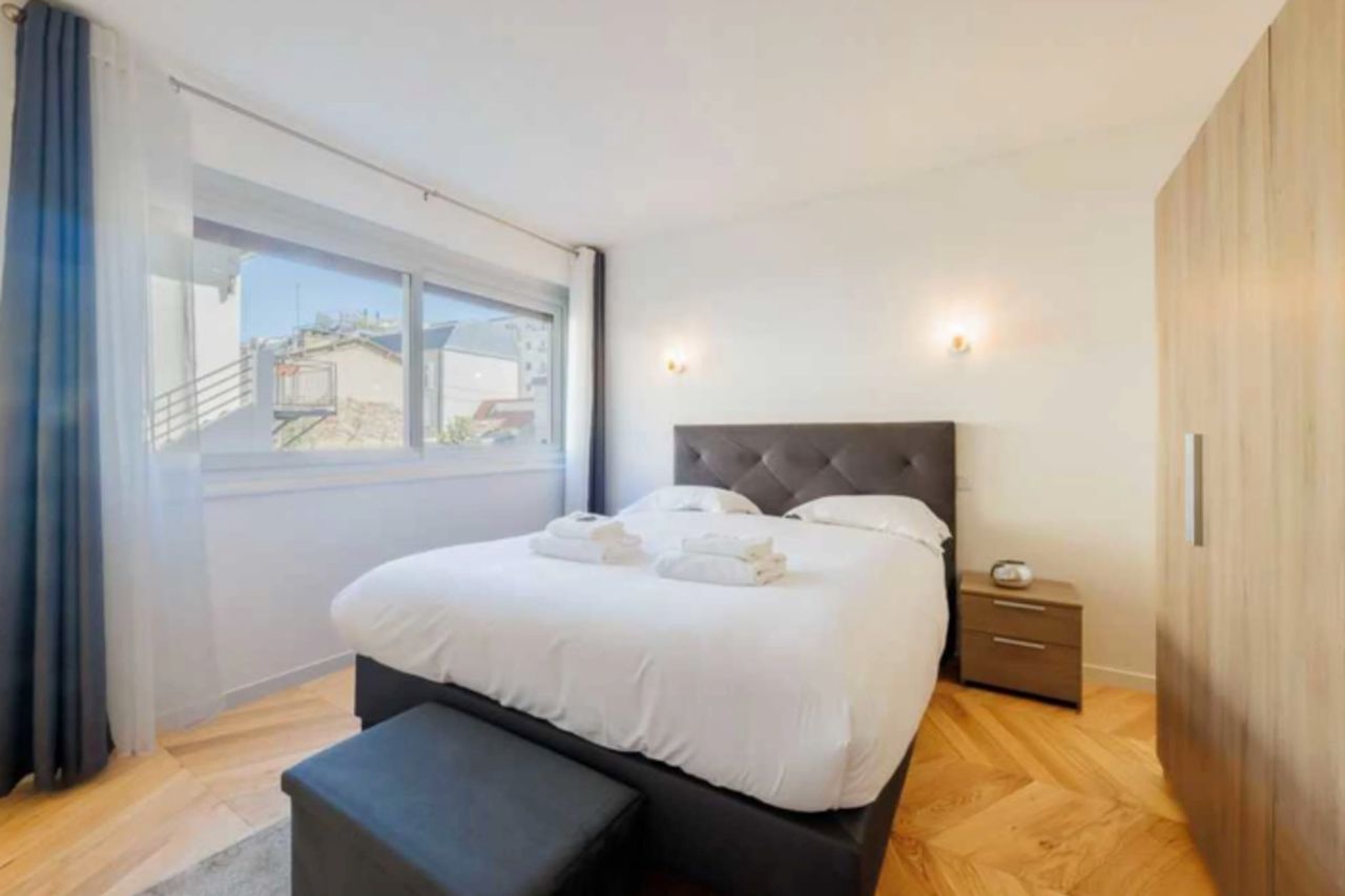 Spacious and fashionable flat in Boulogne-Billancourt