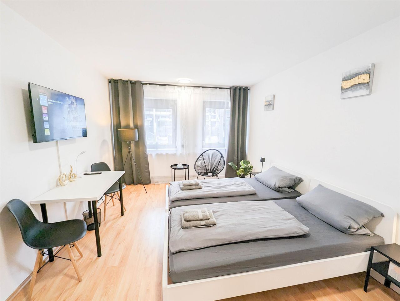 2 room apartment right in the Stuttgart city 6ppl