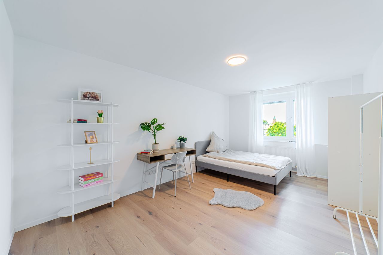 Beautiful newly renovated apartment!