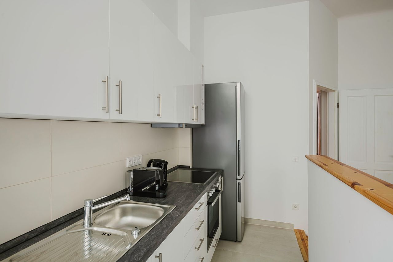 Terrific Prenzlauer Berg 2BR w/ W/D, Fully Furnished