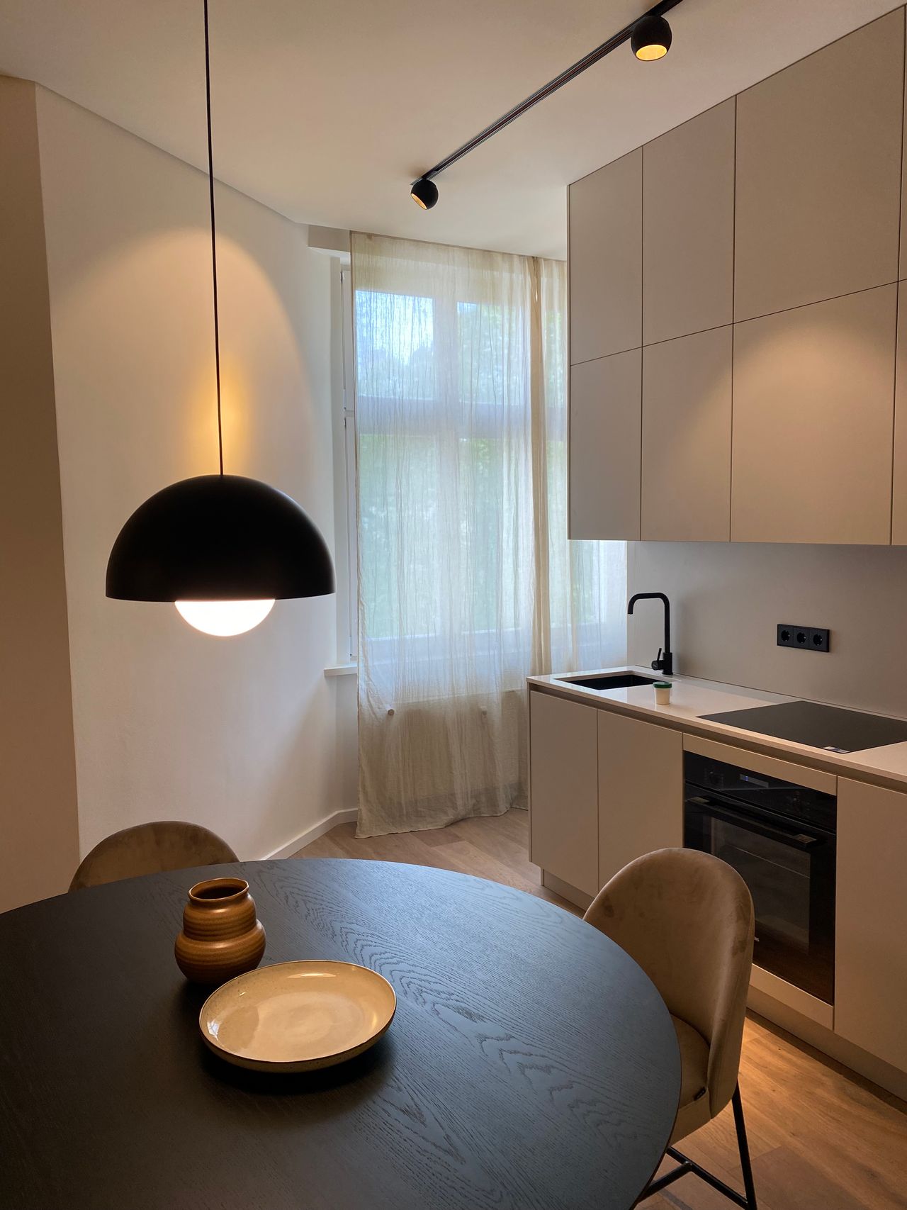 Quiet designer apartment in the trendy part of Neukölln