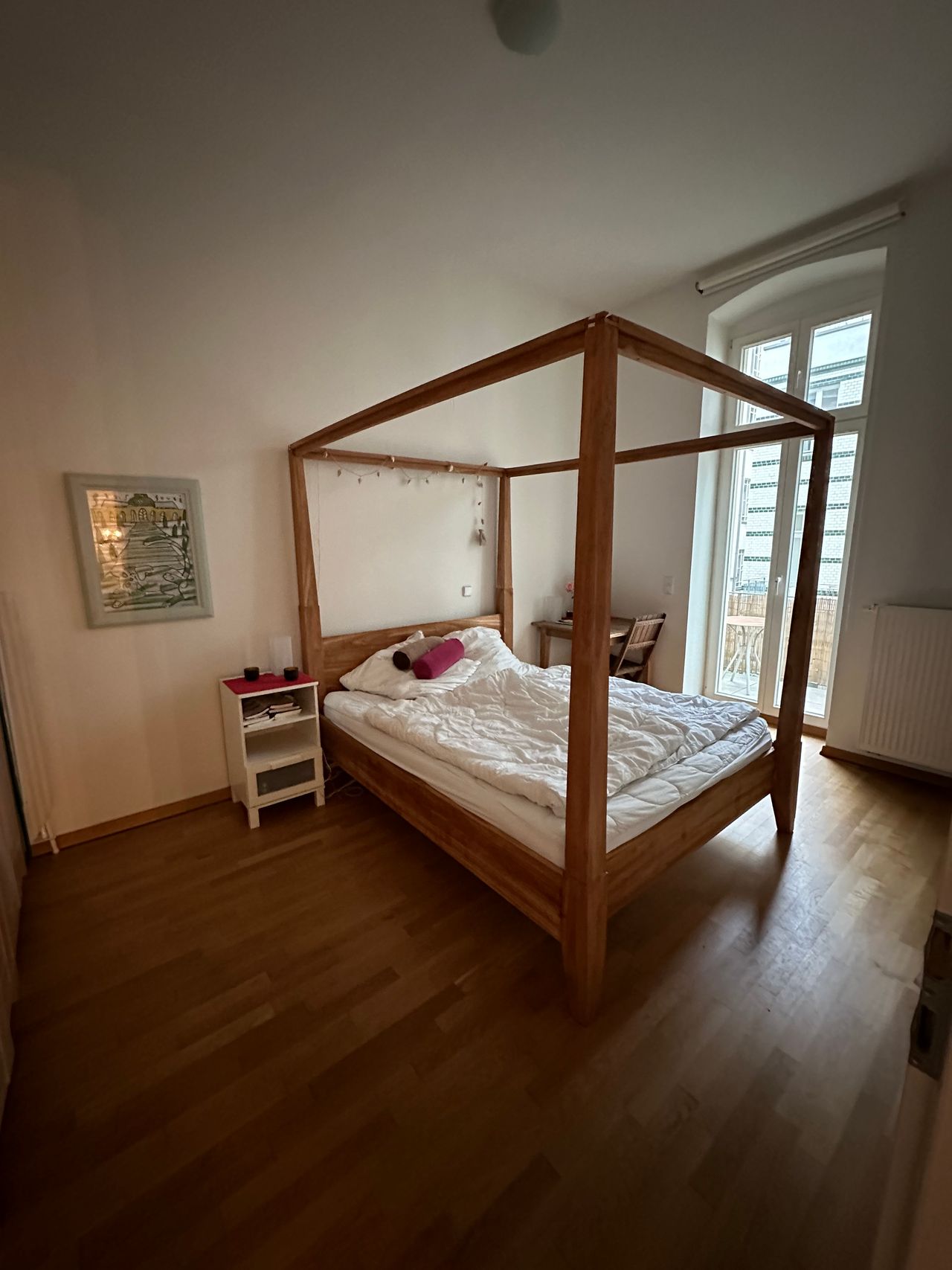 Between Spree and Charité - cozy, very safe apartment, ideal for women