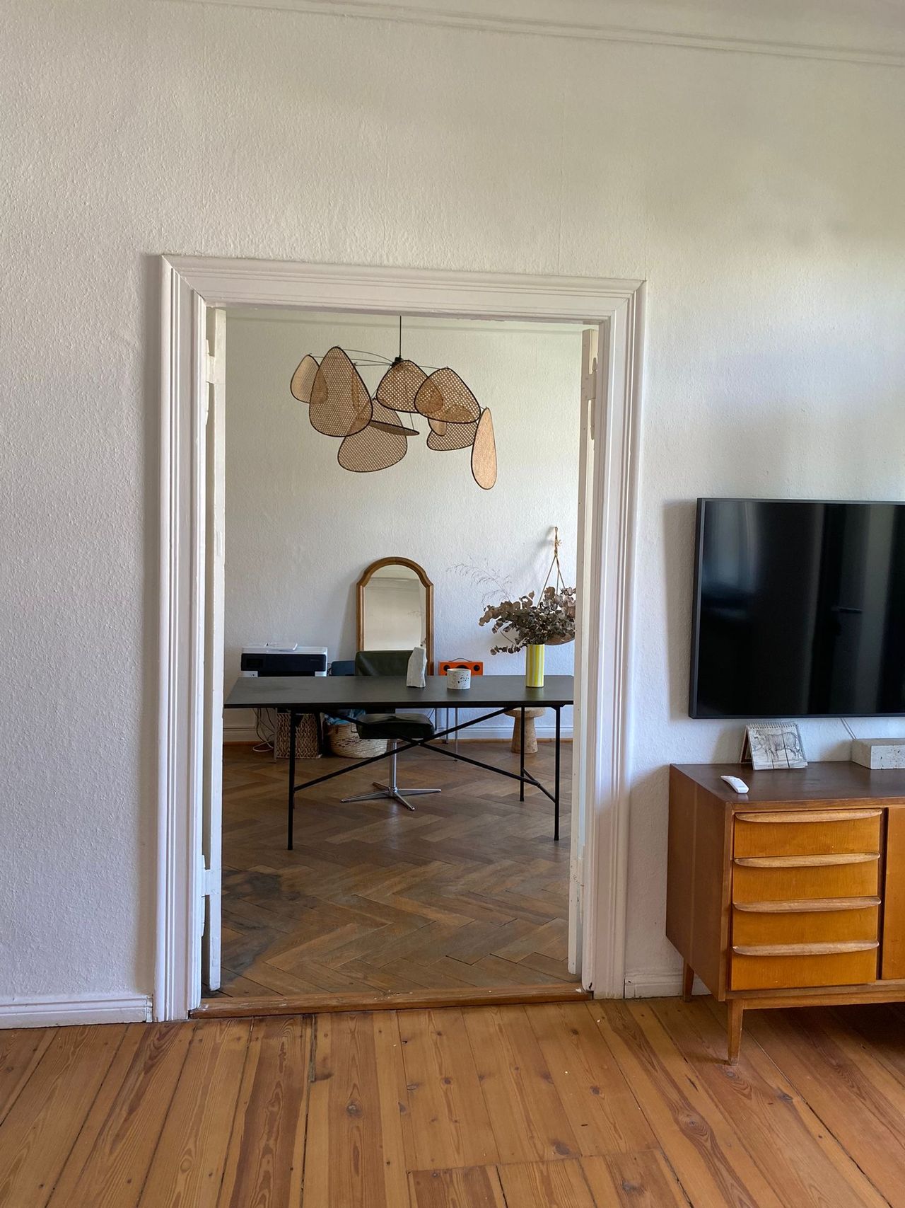 Furnished 4 room apartment in Charlottenburg