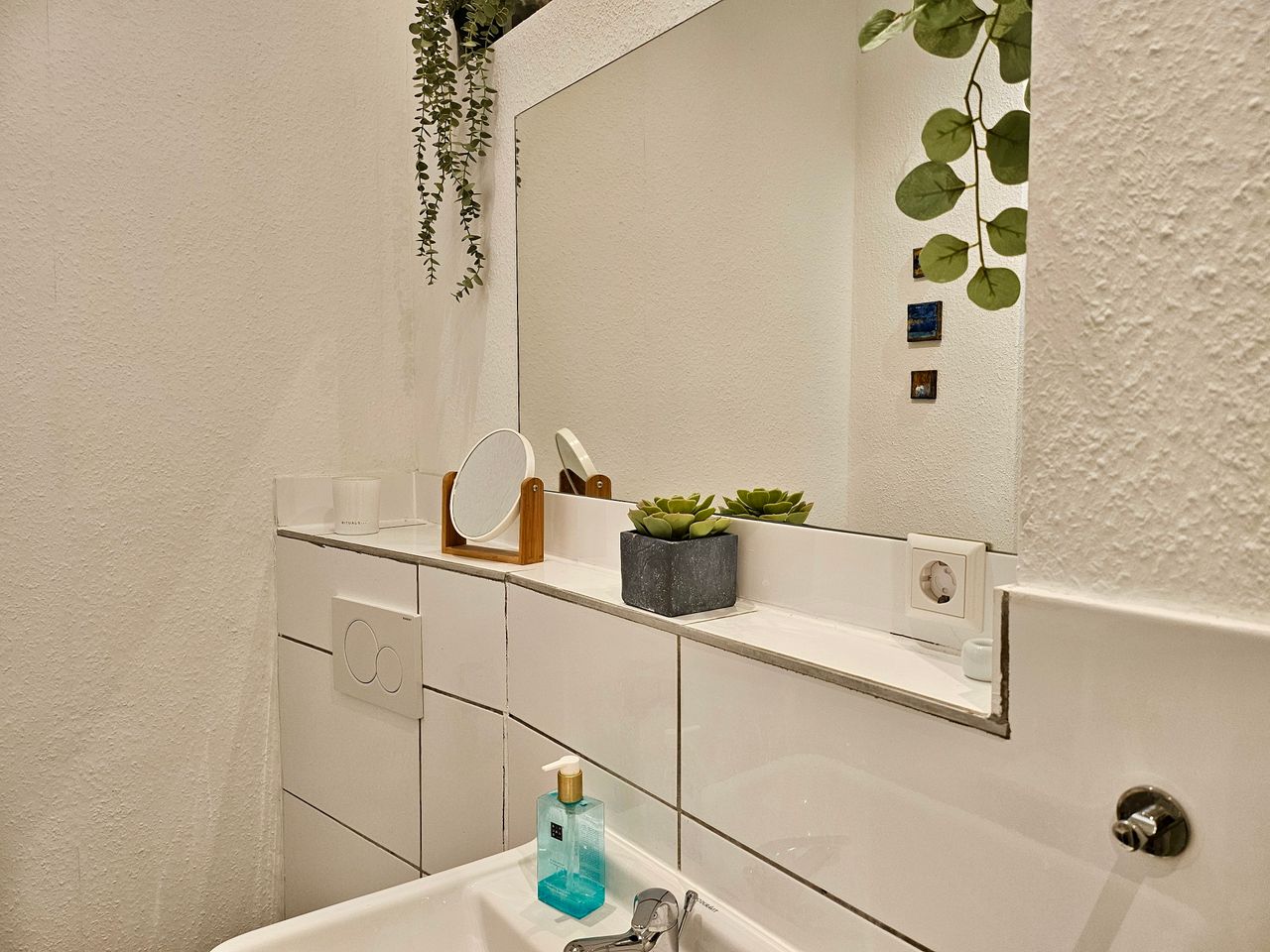 Charming, furnished 2-room city flat as a temporary rental in a central location in the city centre