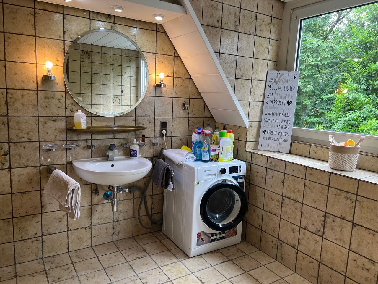 Apartment for 4 with balcony, bathtub, kitchen, internet & parking