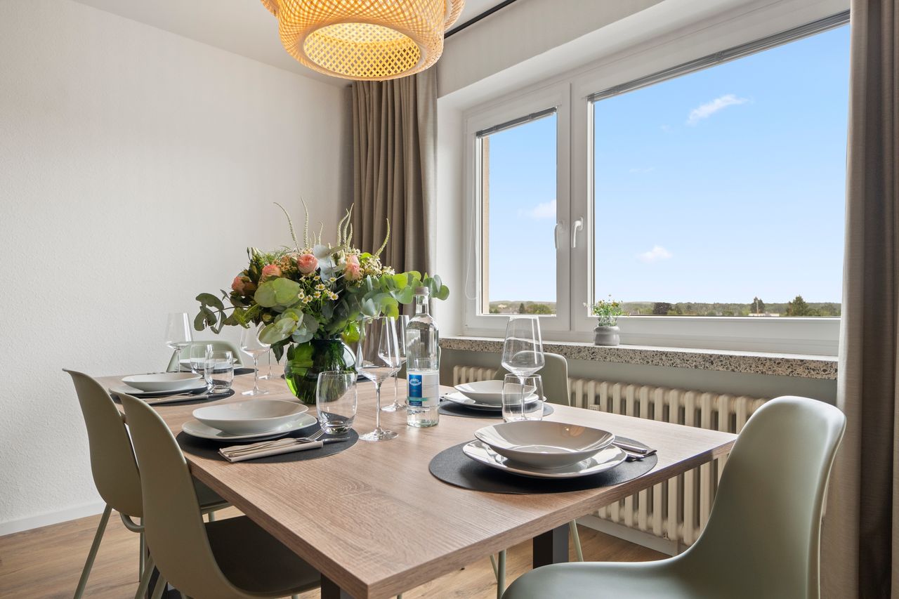 *TOP location* Apartment in the heart of Cologne (near the university and university hospital), modern and fully furnished