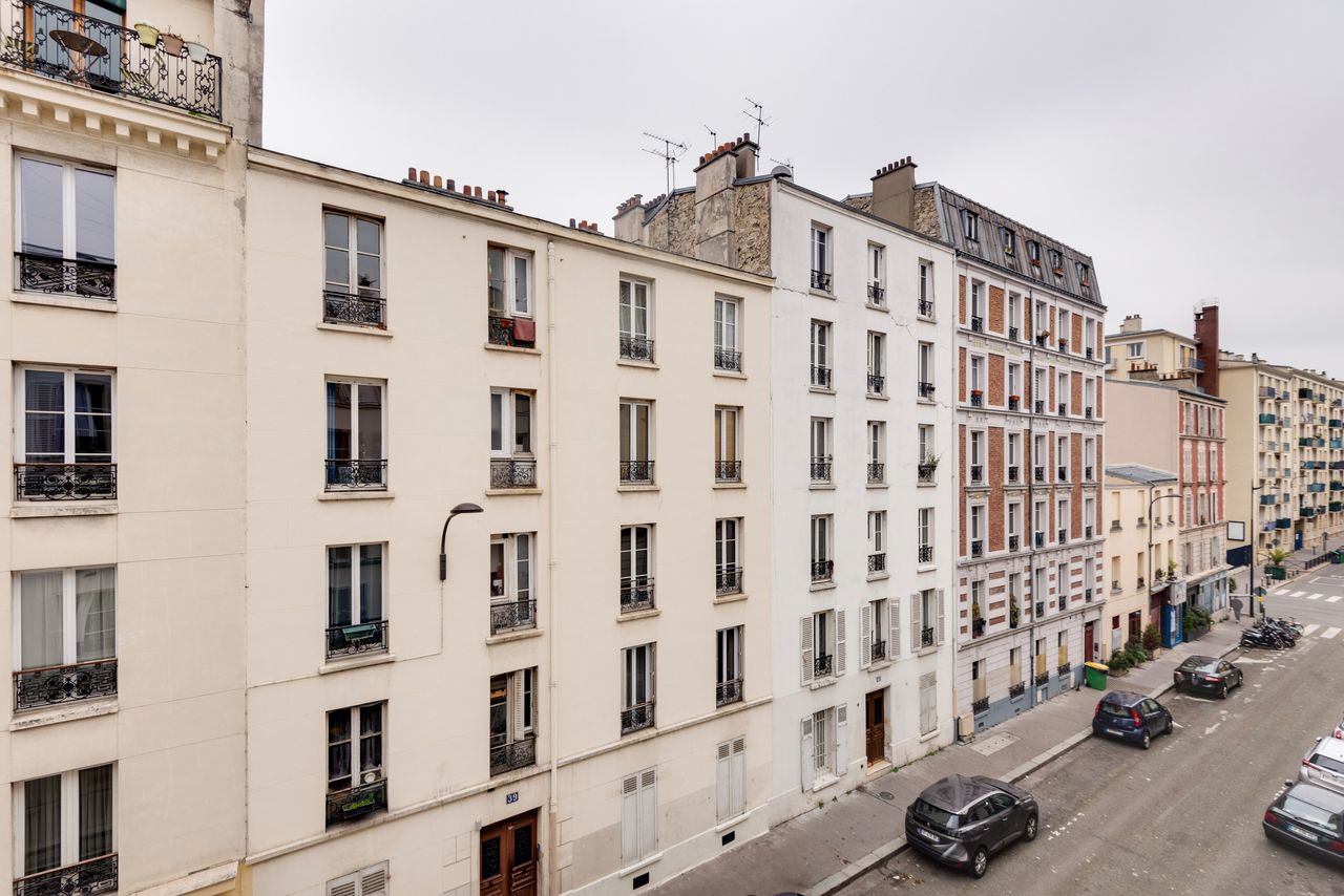 1 bedroom in Batignolles