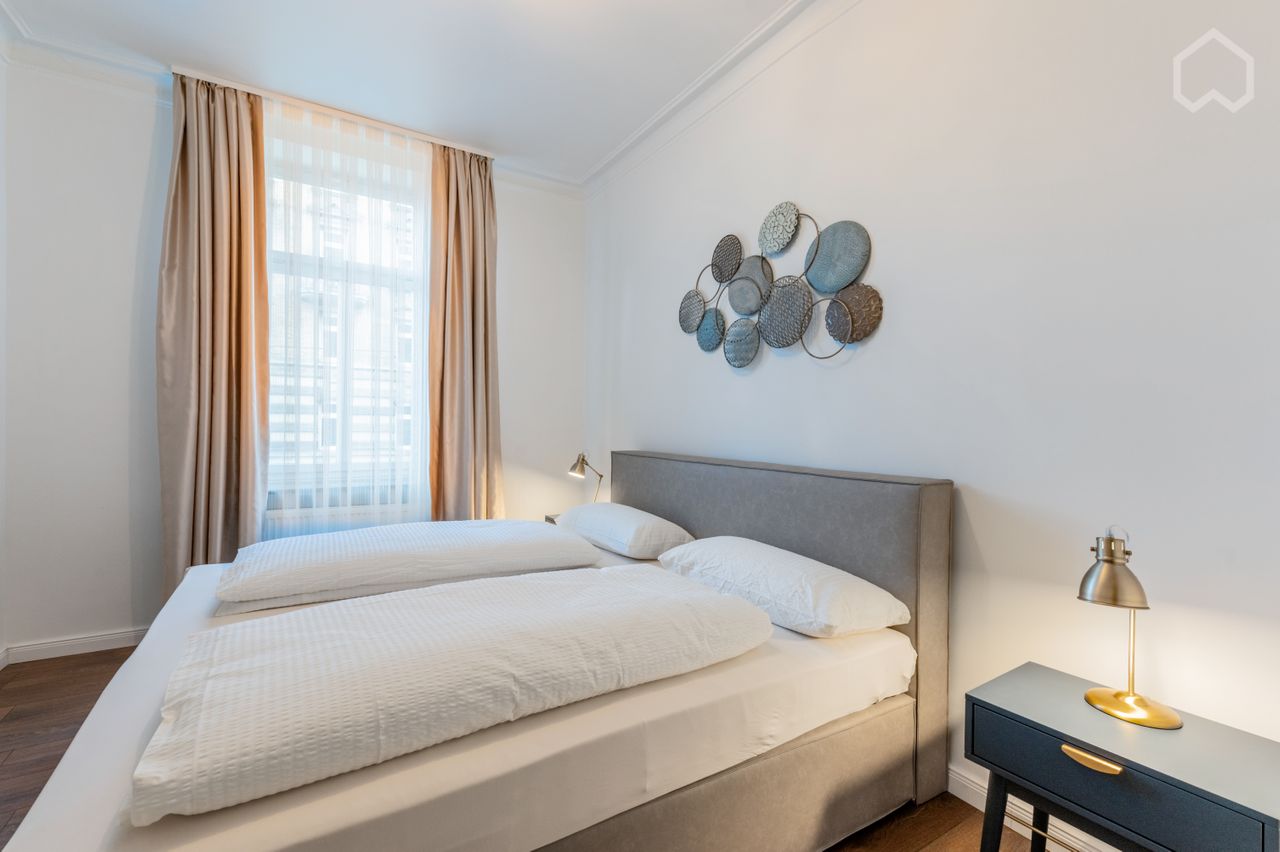 Top located and quiet apartment in Stuttgart City, free parking