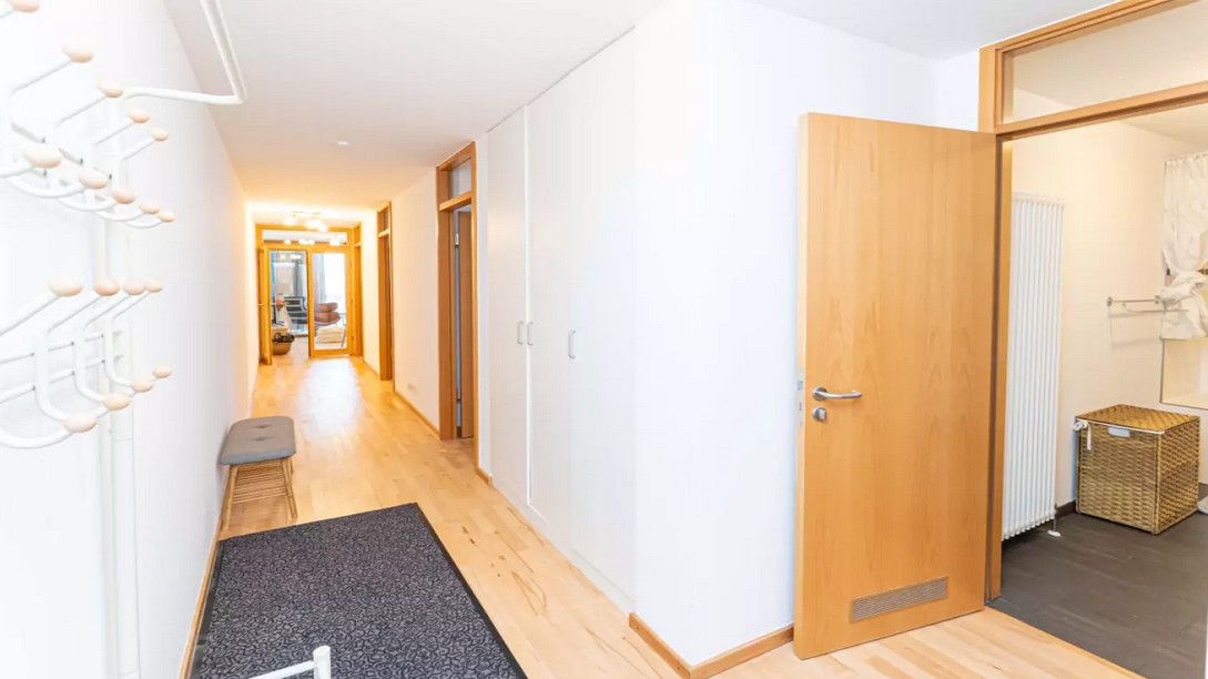 Furnished 2-room flat in Romy-Schneider-Straße with conservatory