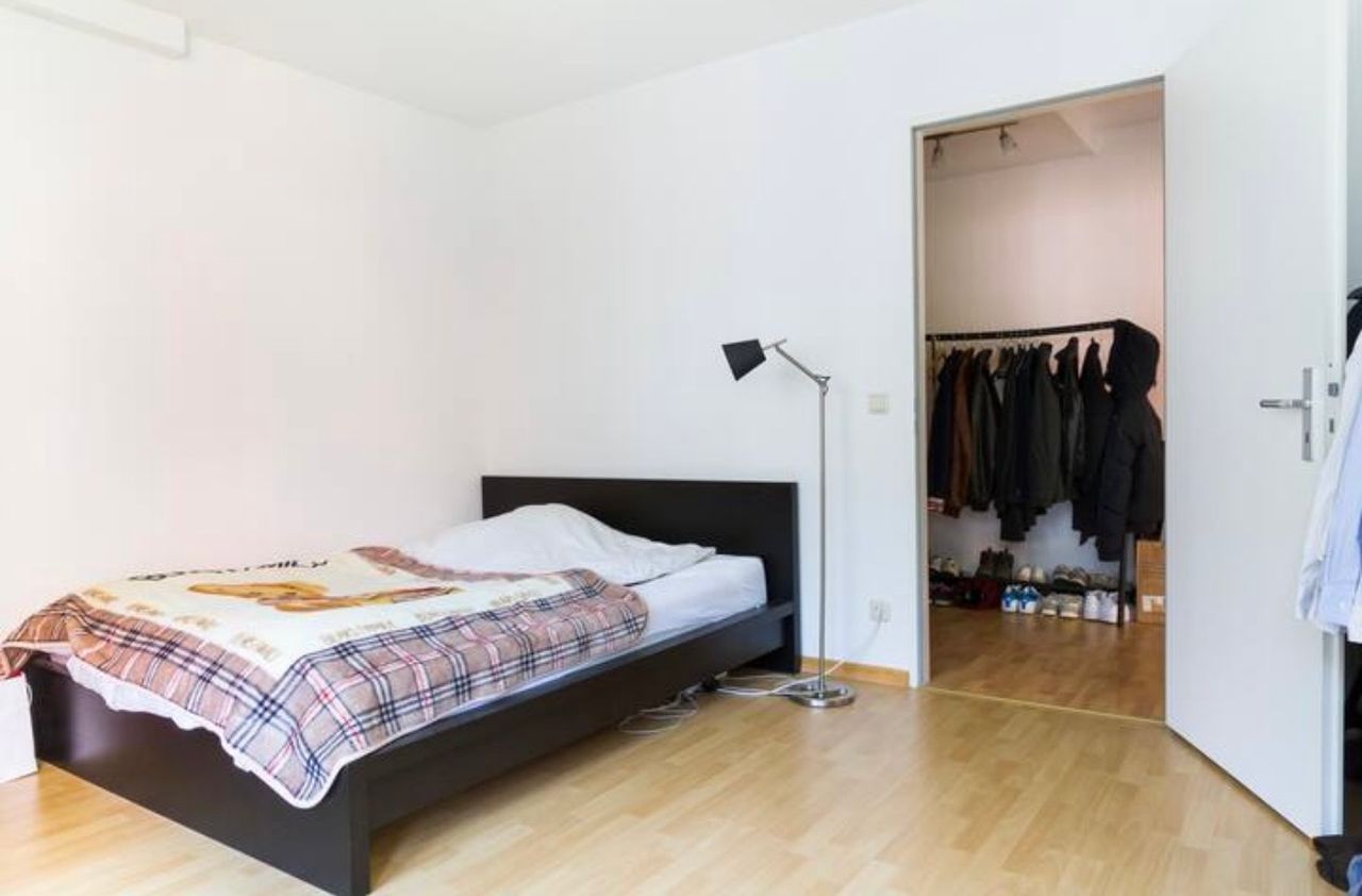 Great deal - spacious 2-bedroom apartment in the most popular & vibrant neighborhood in Berlin-Mitte