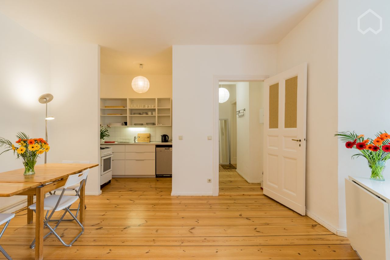 bright and cosy apartment in most wanted Prenzlauer Berg, close to Kollwitzkiez