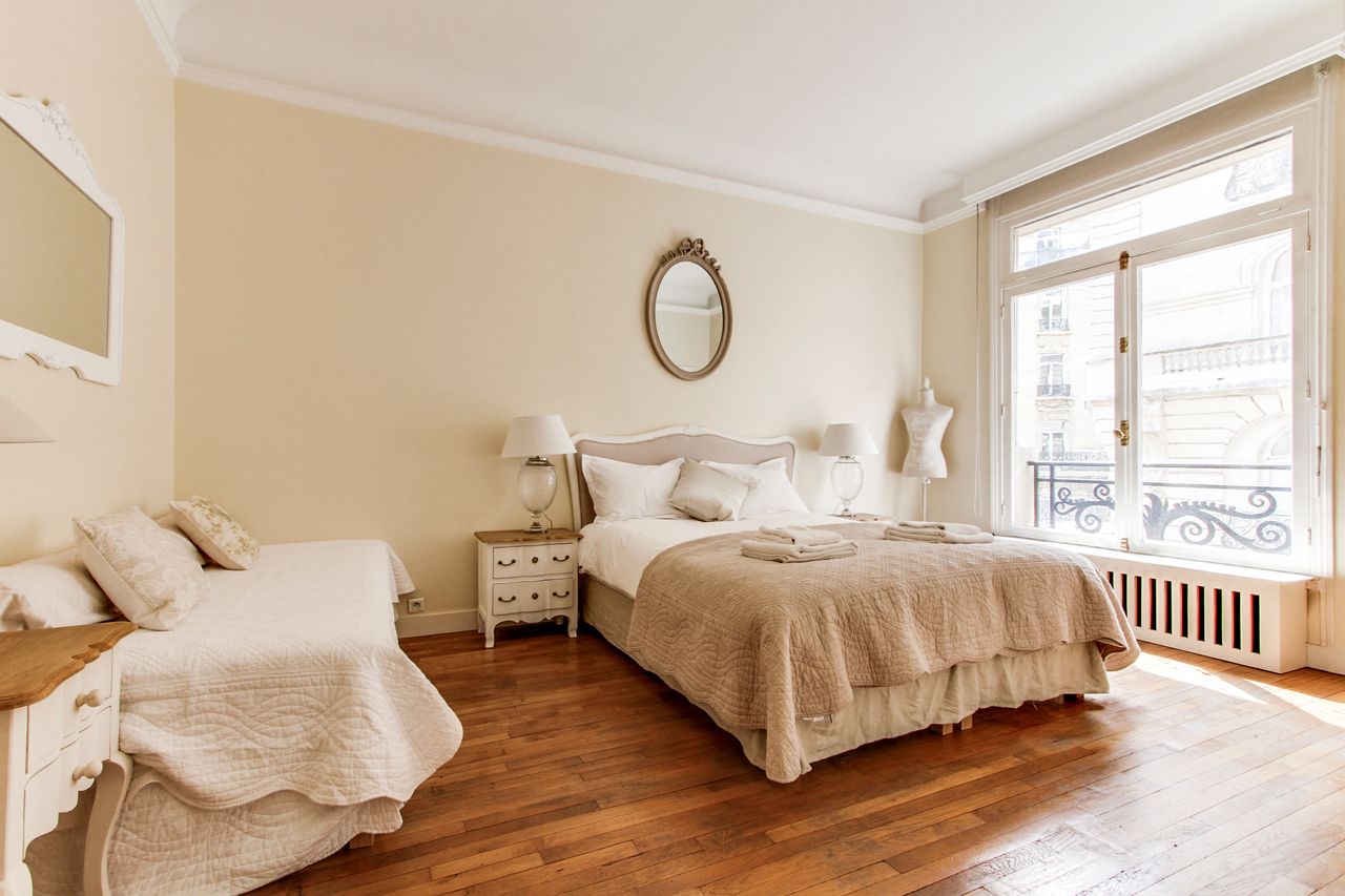 Champs Elysees - Grand Hoche 4 Bedrooms