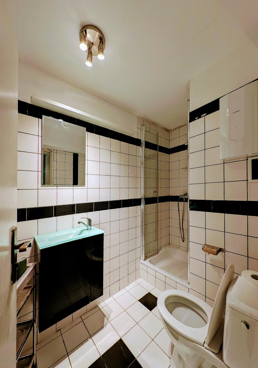 Perfect and charming apartment (Kreuzberg)