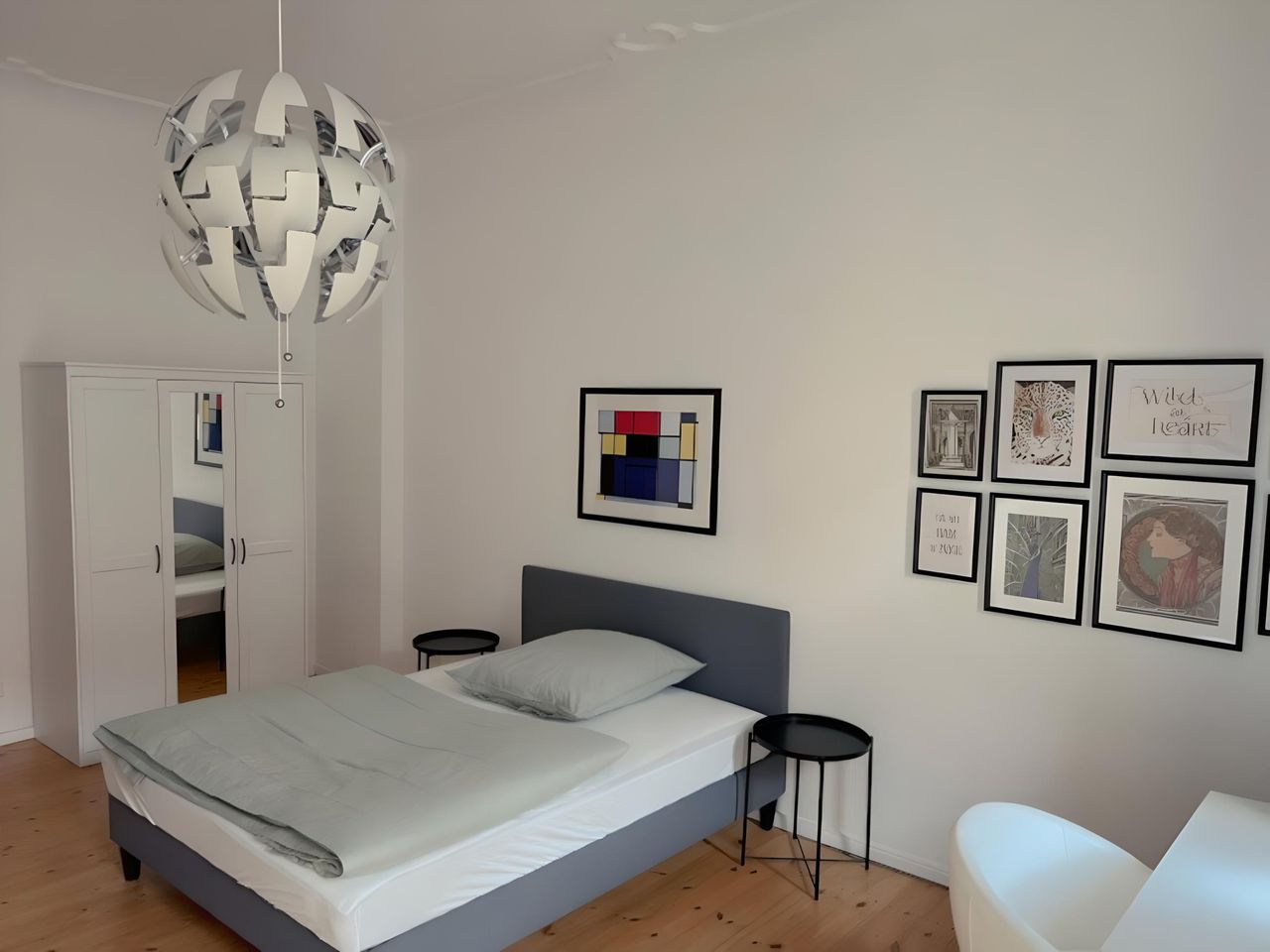 Luxury 3 bedroom apartment in the heart of Berlin Friedrichshain!