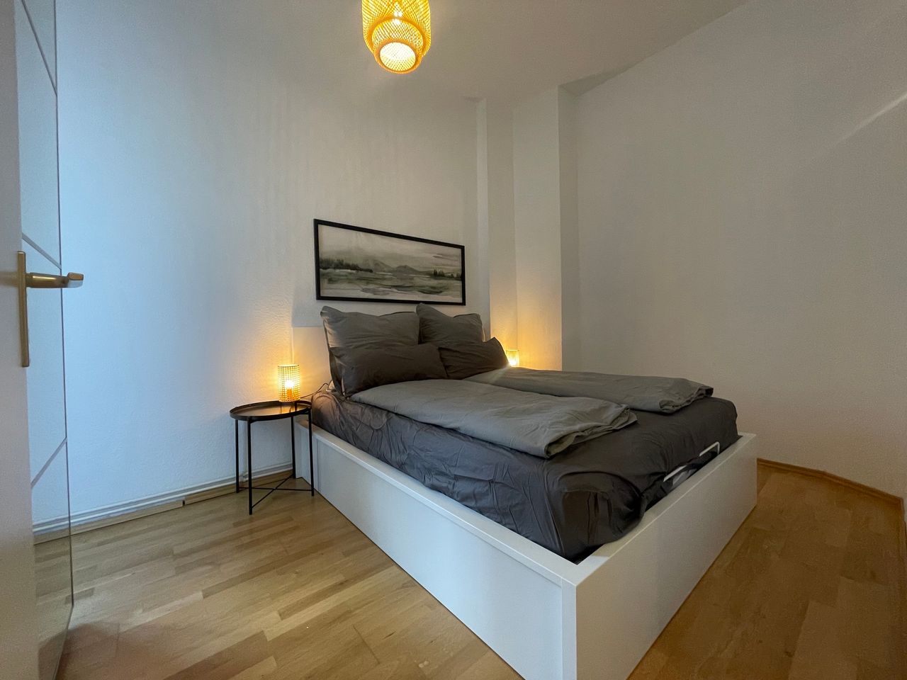 Lovely 2-rooms-suite in Friedrichshain, riht next to Warschauer Str.