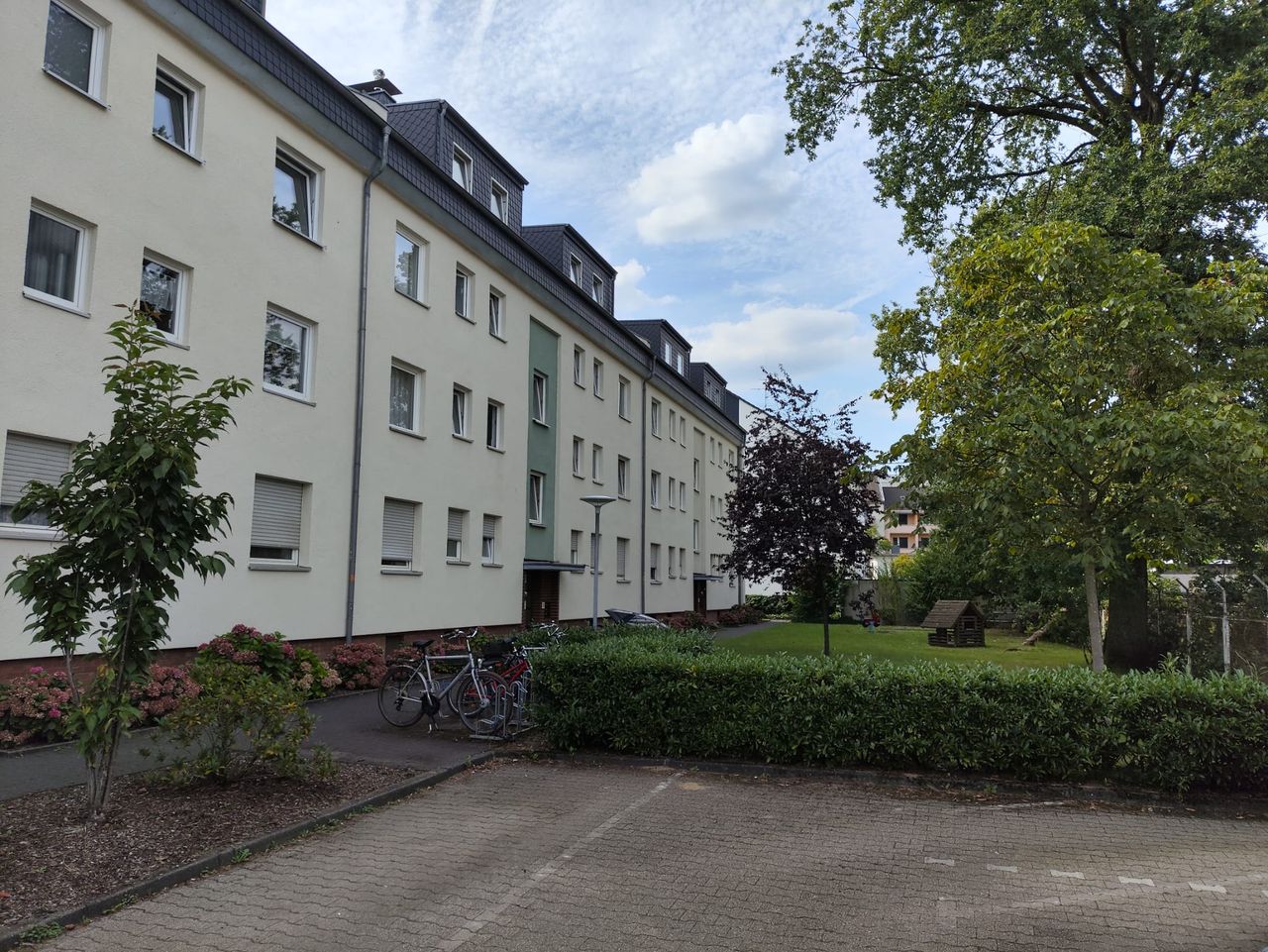 Apartment im Herzen Düsseldorfs mit Balkon