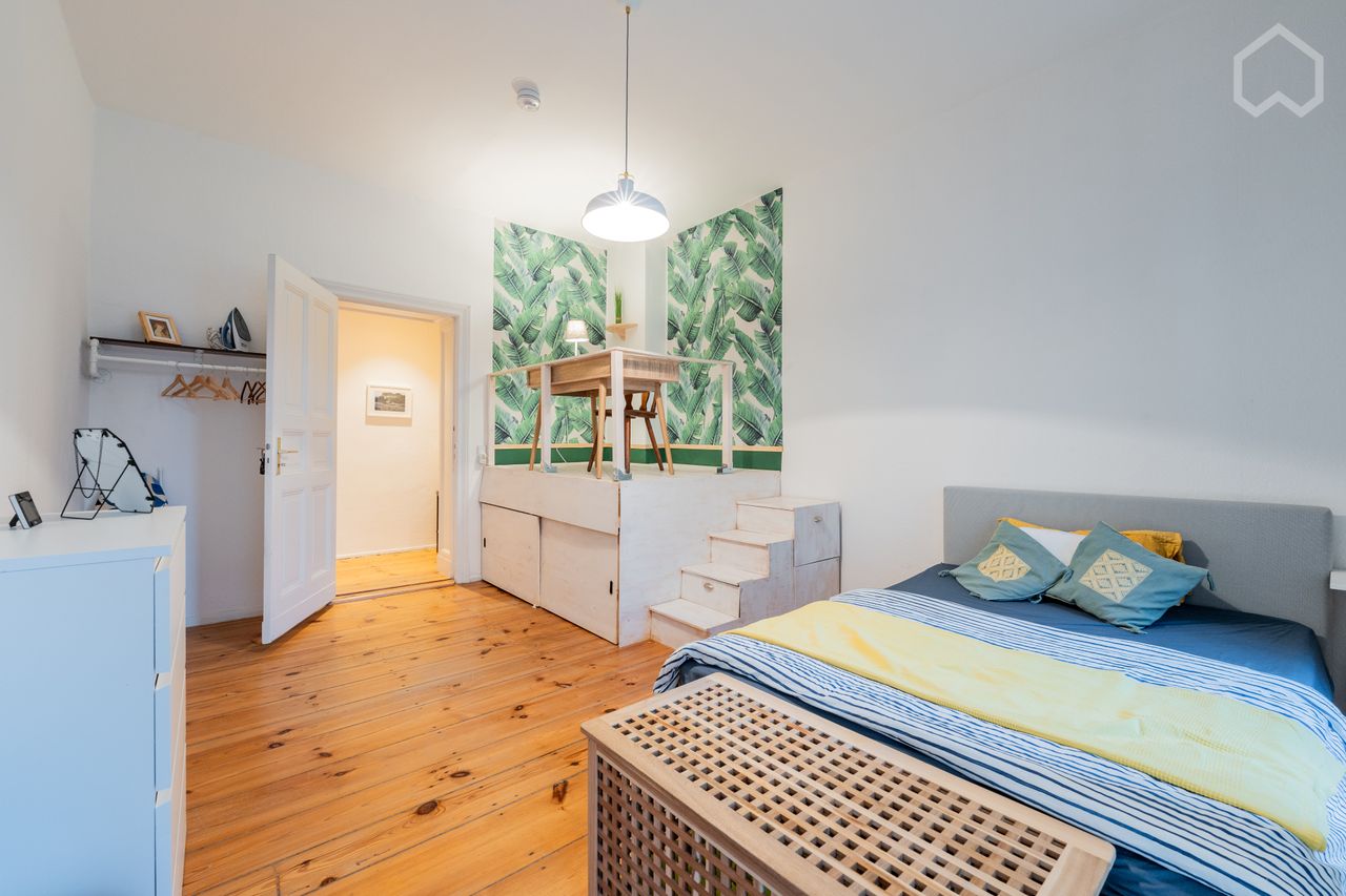 Lovingly furnished, cozy apartment in Friedrichshain