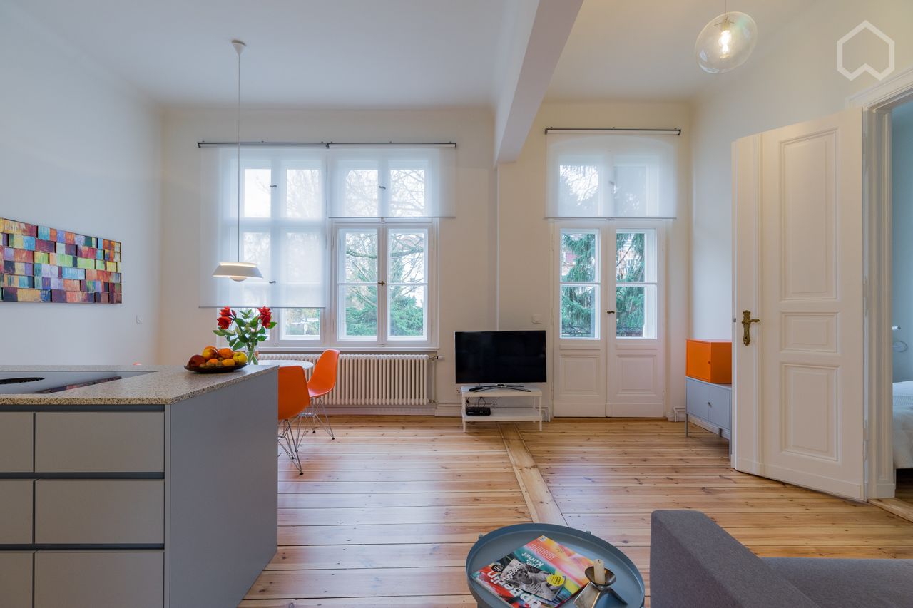 After complete refurbishment: Charming modern and quite apartment (Lichterfelde) with use of garden to rent