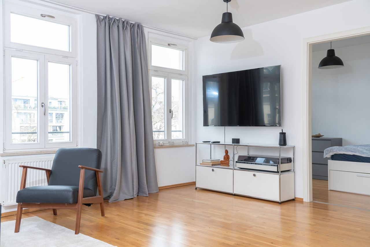 Spacious and bright apartment