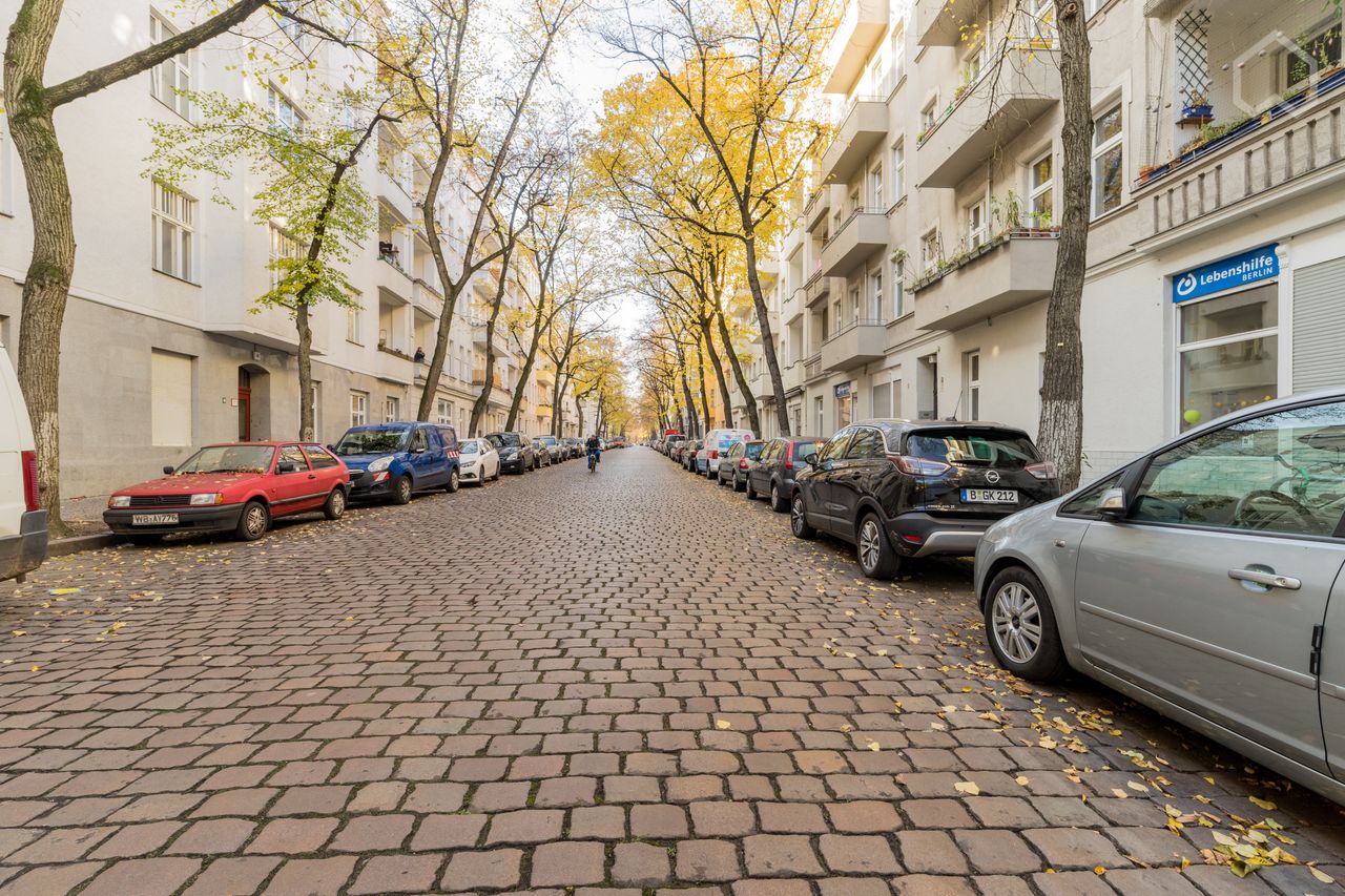 Bright apartment conveniently located in Neukölln