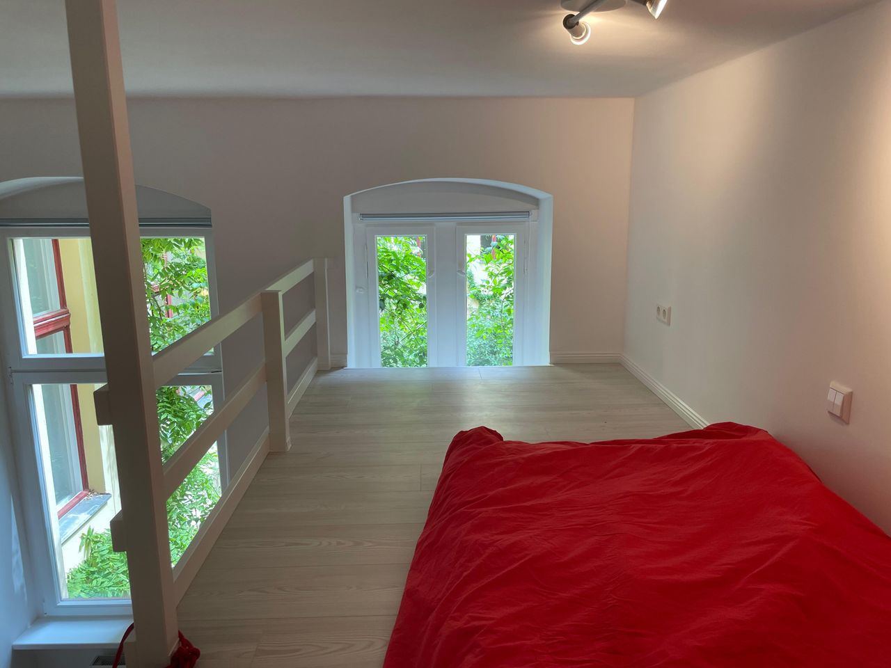 Live in the Heart of Charlottenburg: Historical Landmark with Excellent Connectivity