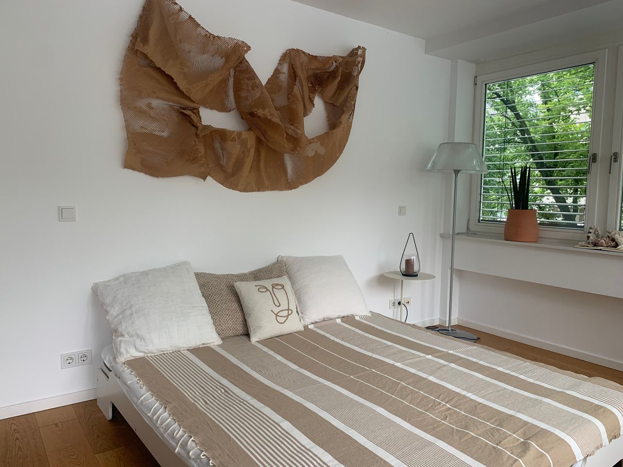 Gorgeous and spacious suite in Düsseldorf