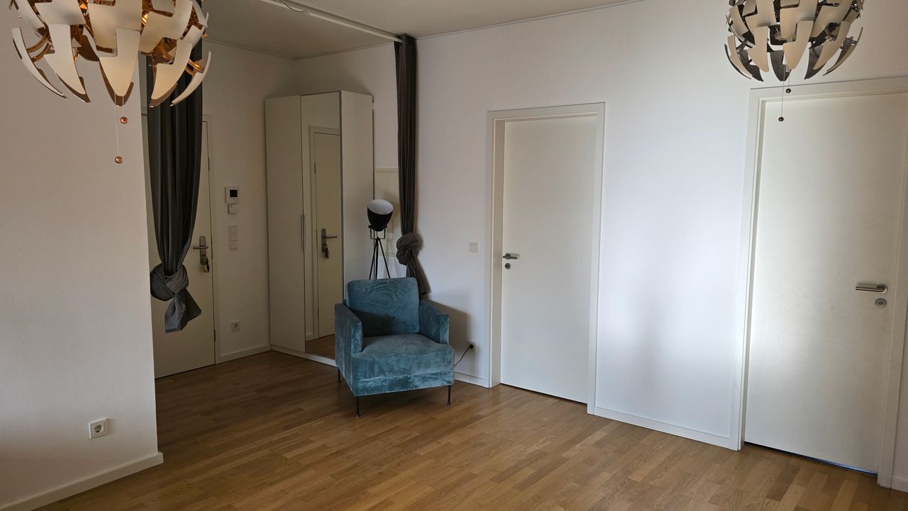 High-quality new 2-room apartment, fully furnished & kitchen in Berlin Mitte
