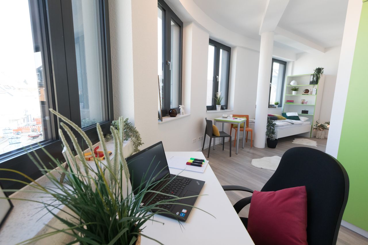 Flexible All-In Living in Karlsruhe Mühlburg – Central, Connected, Comfortable
