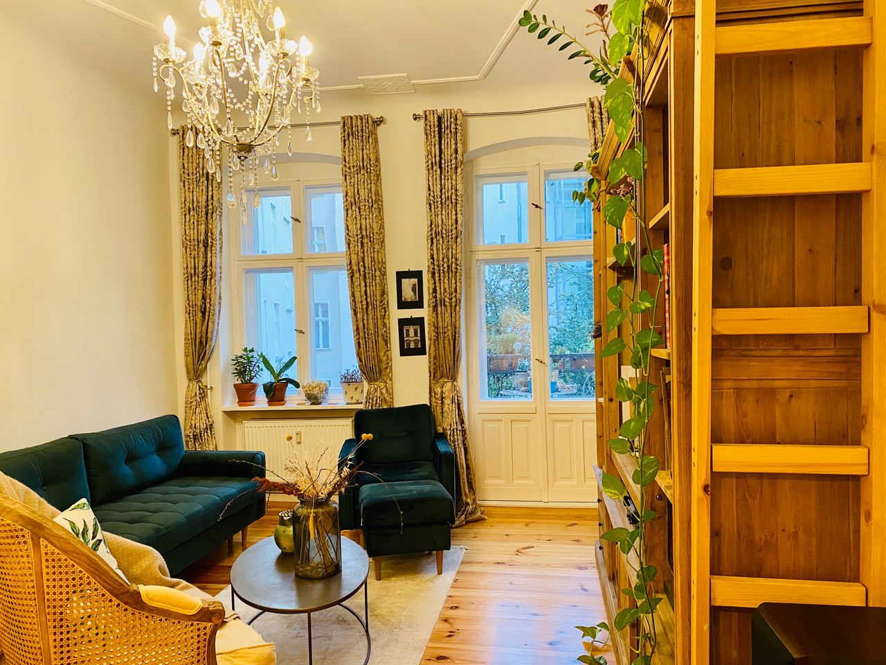 Cozy vintage apartment in Prenzlauer Berg