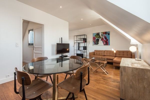 Amazing and Charming Parisian Nest Near Arc de Triomphe