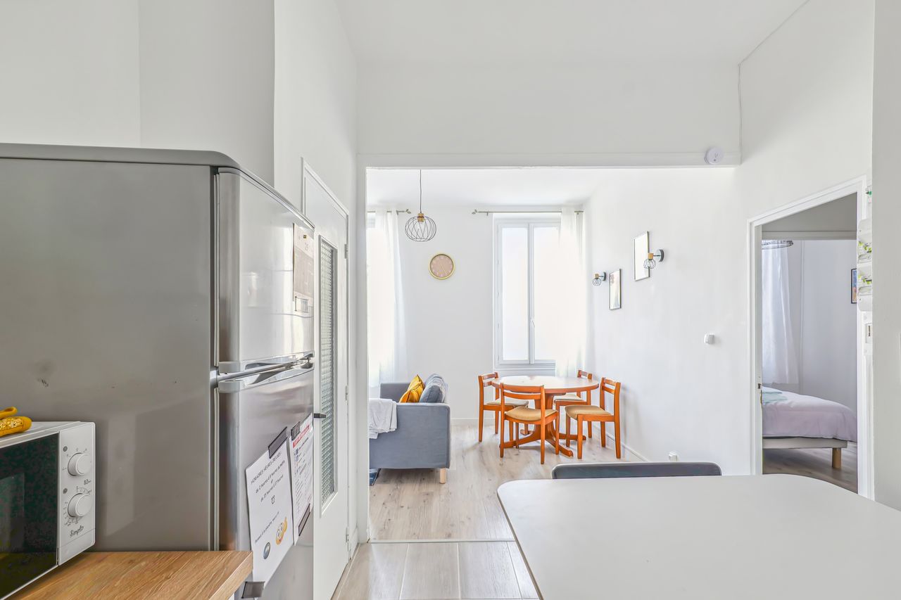 Cute studio in nice area