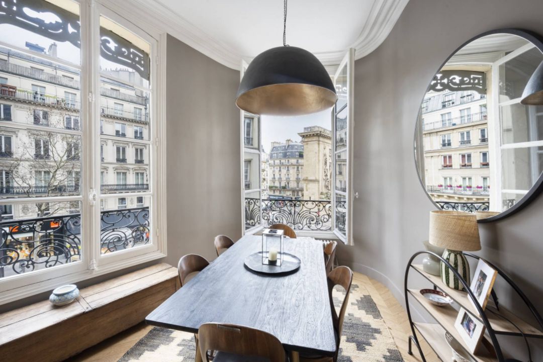 Charming apartment in the center of Paris