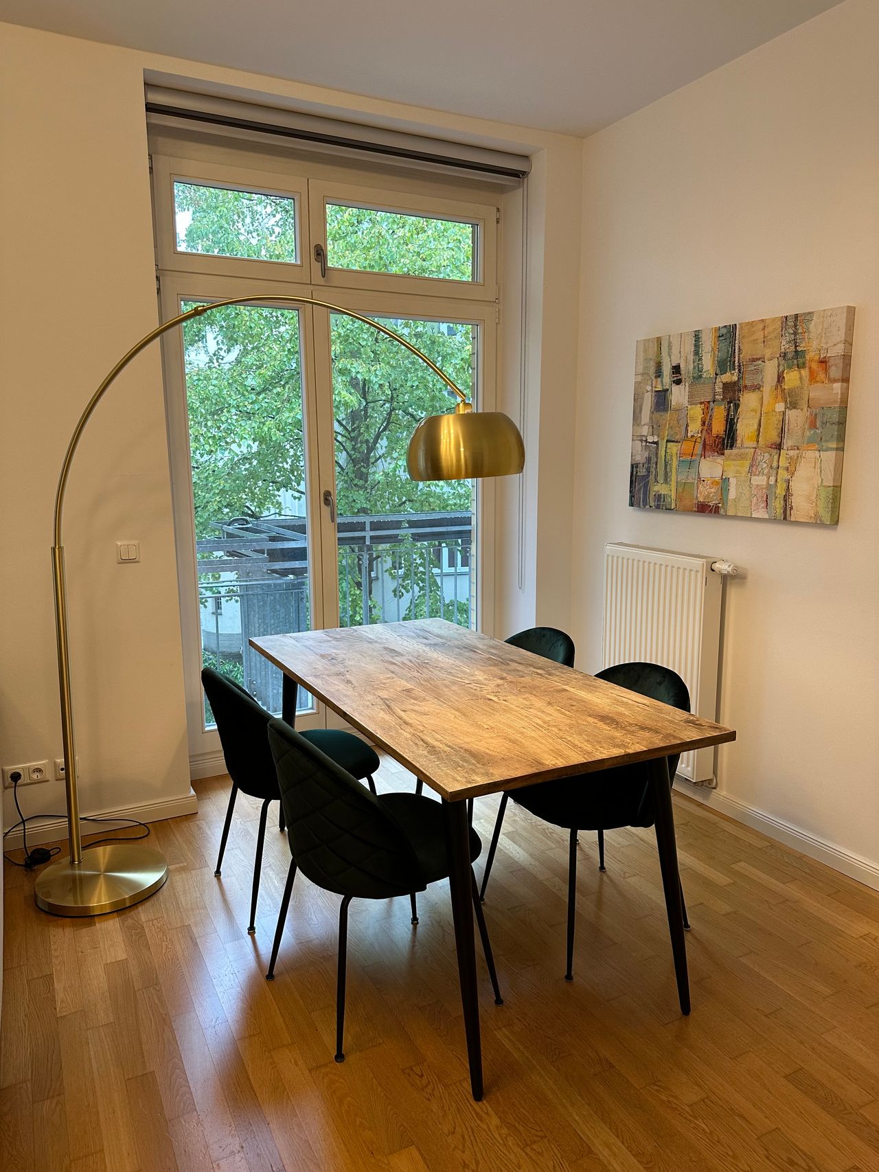 Beautiful 2-room apartment with balcony in a top location in Prenzlauer Berg