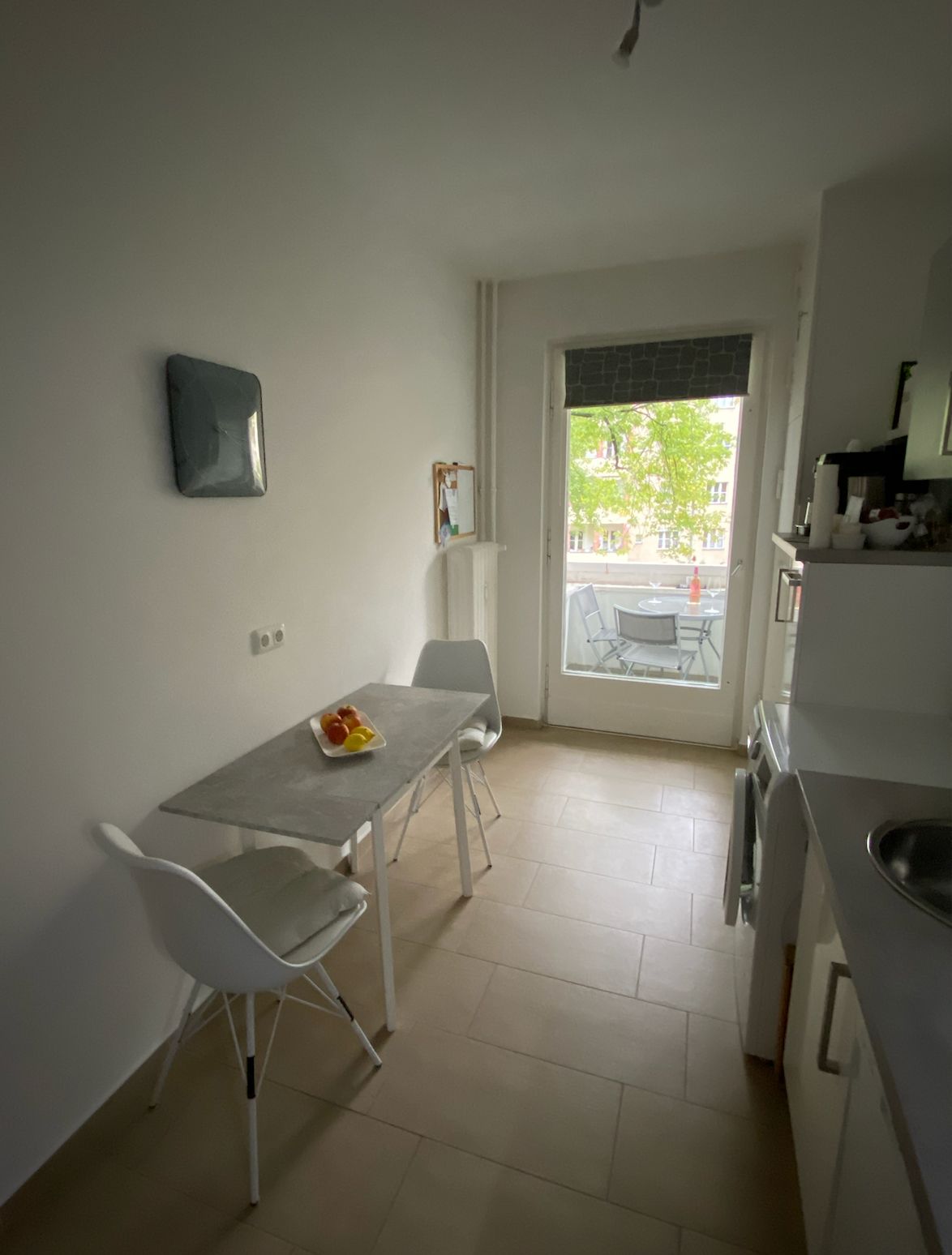 Attractive 2-room apartment in the heart of Berlin.