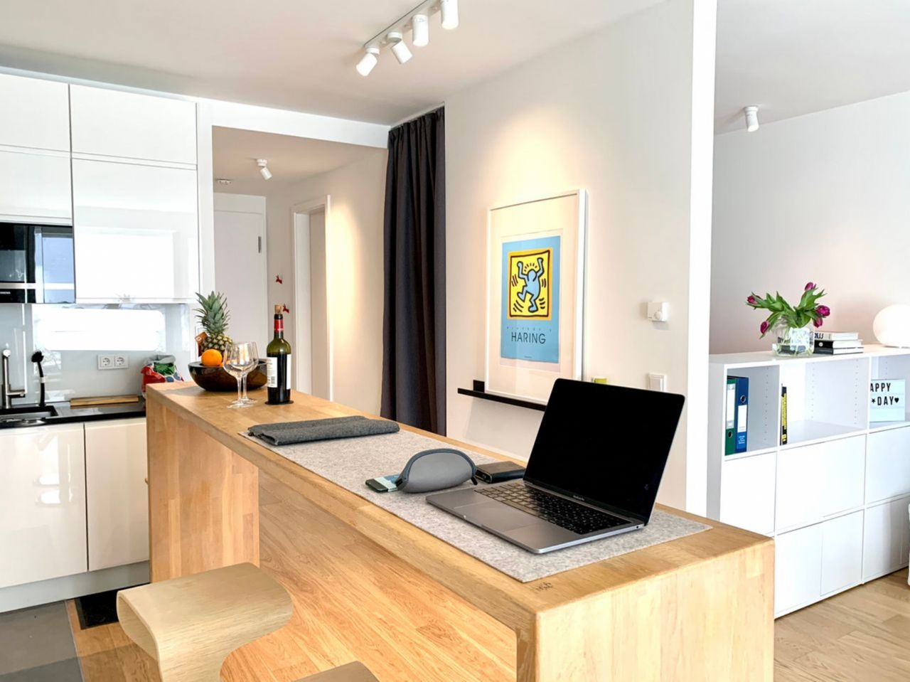 New built, modern 55qm studio-apartment located in hip Friedrichshain