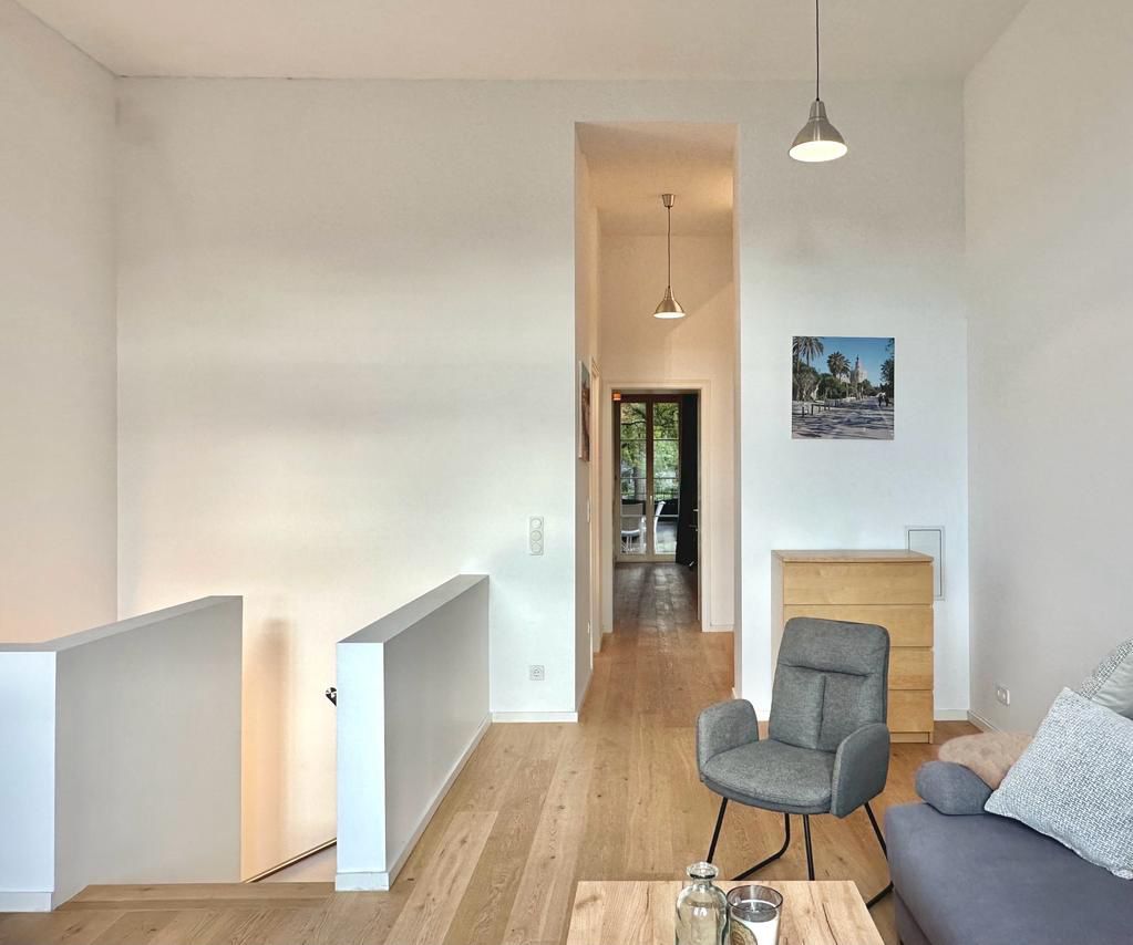 110sqm spacious loft in Westend, Berlin