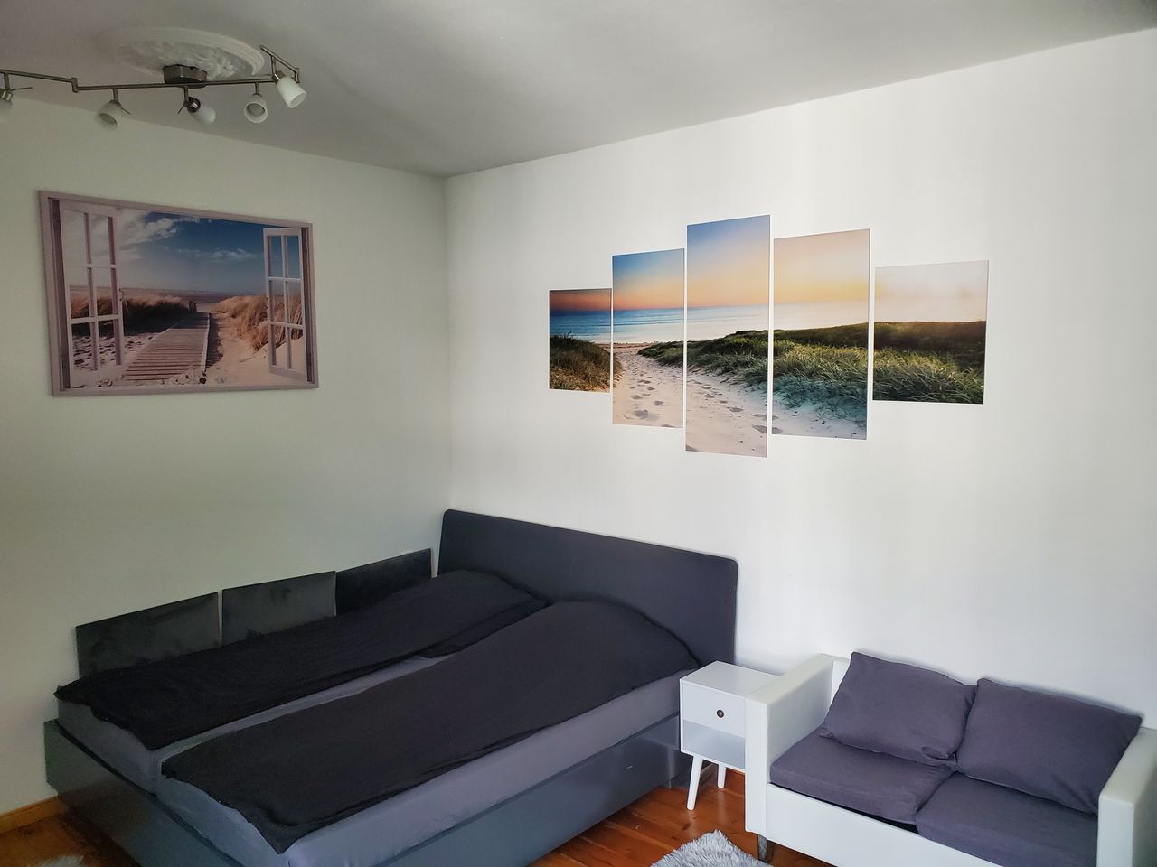Neat & cute home (Charlottenburg)