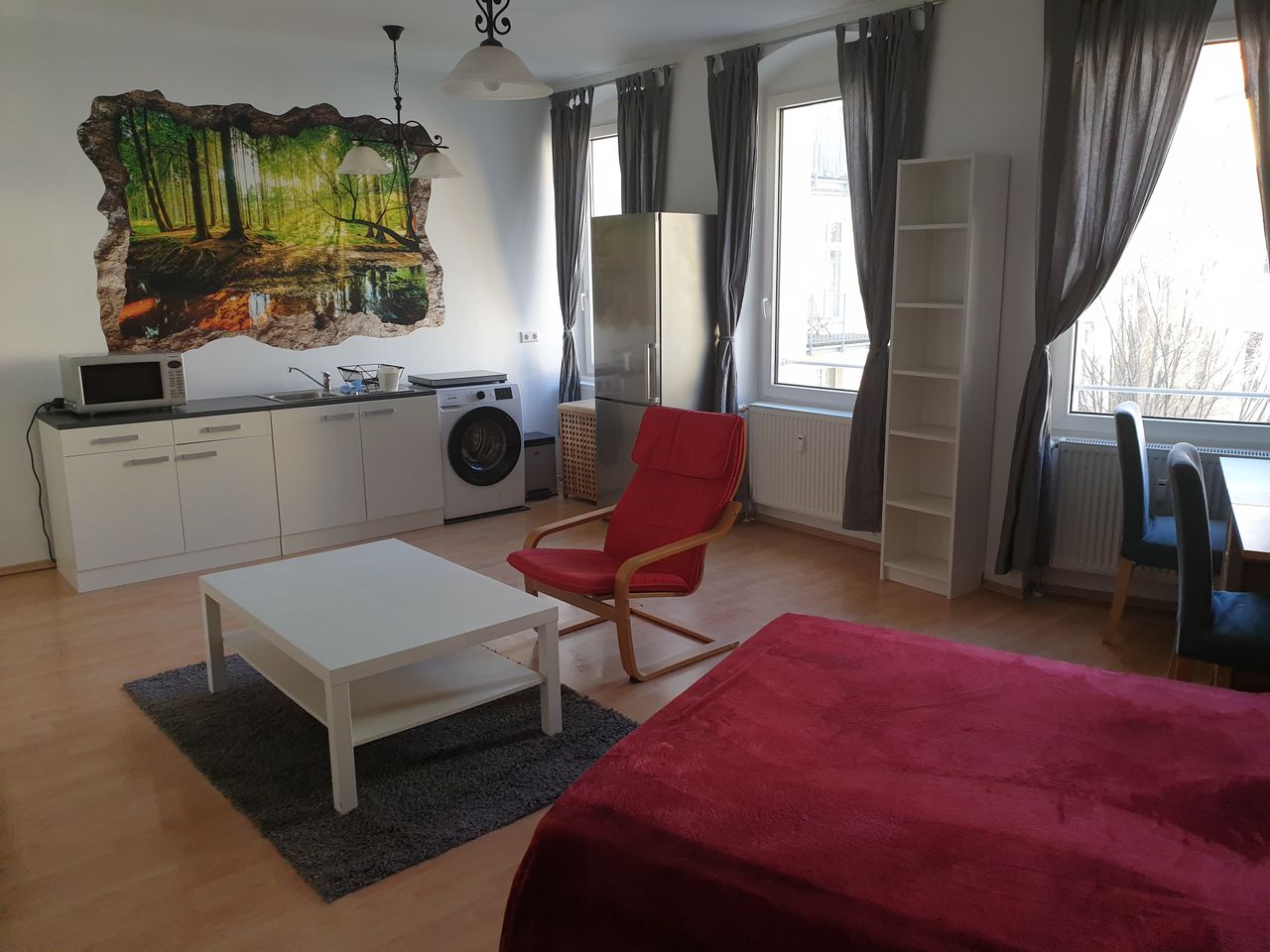 Super central single room flat in Berlin, 2 minutes away from U-Station