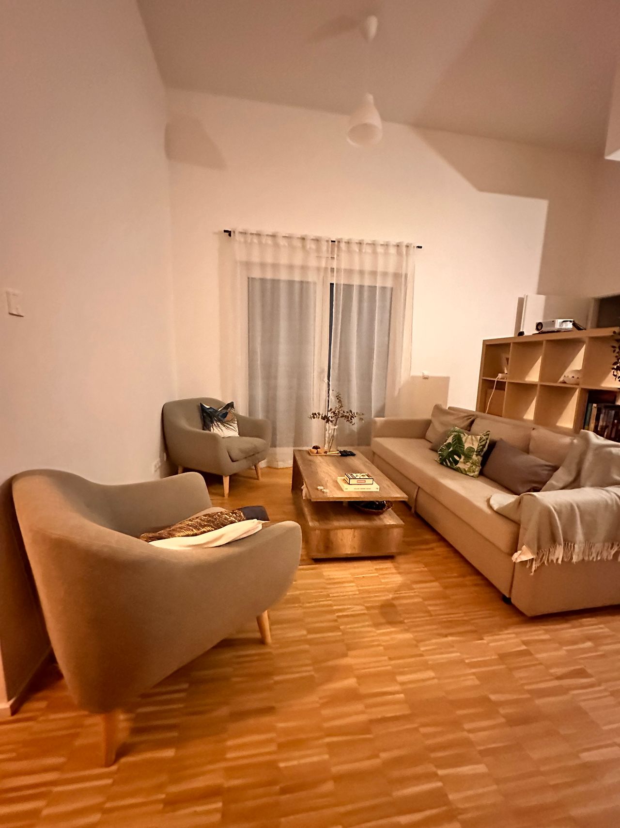 Modern and fashionable 2 room apartment with Terrace in East Berlin